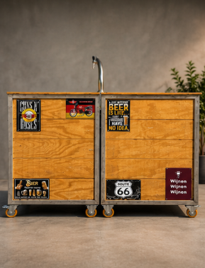 Mobiele bar met tapinstallatie en koeling